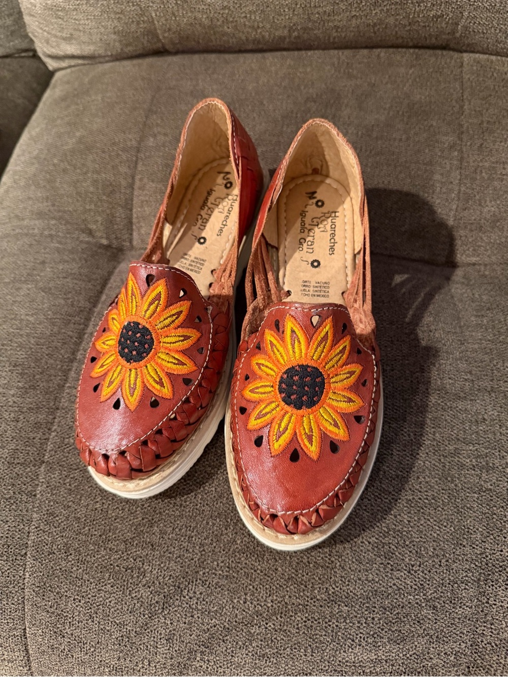 Handcrafted Sunflower Leather Slip-On Flats - Brown